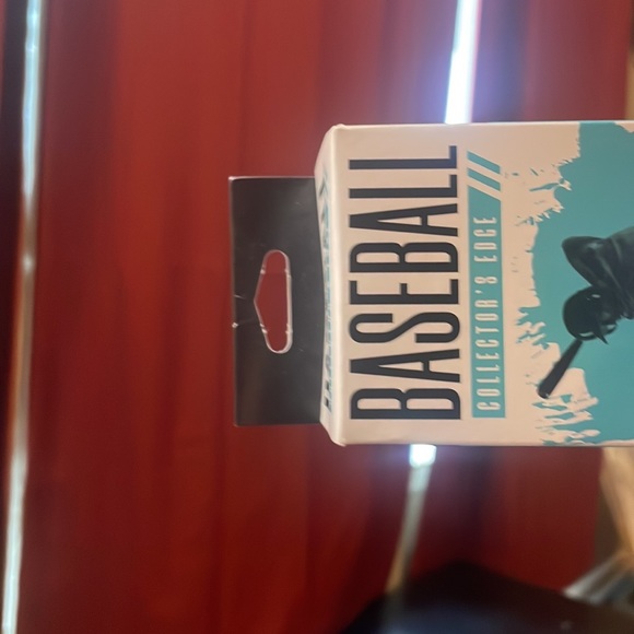 Baseball Card Box Collectors Edge 1:8 Contain Hit Parallels Refractors - Picture 2 of 3